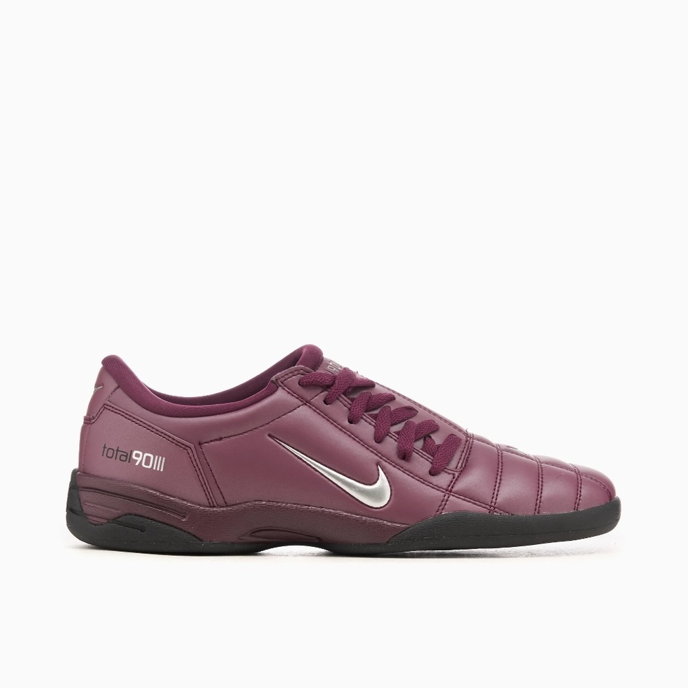 Nike Total 90 Burgundy